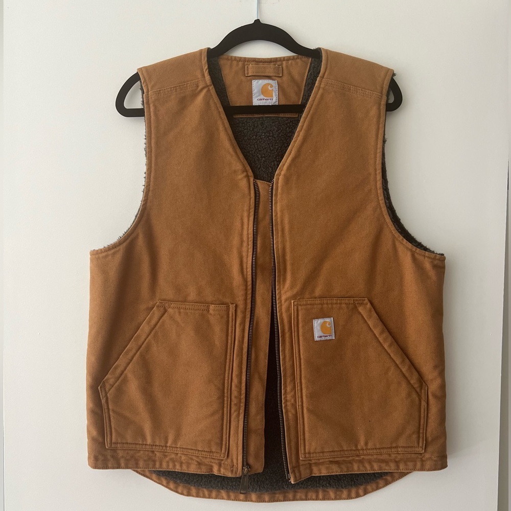 Carhartt Sherpa lined brown vest